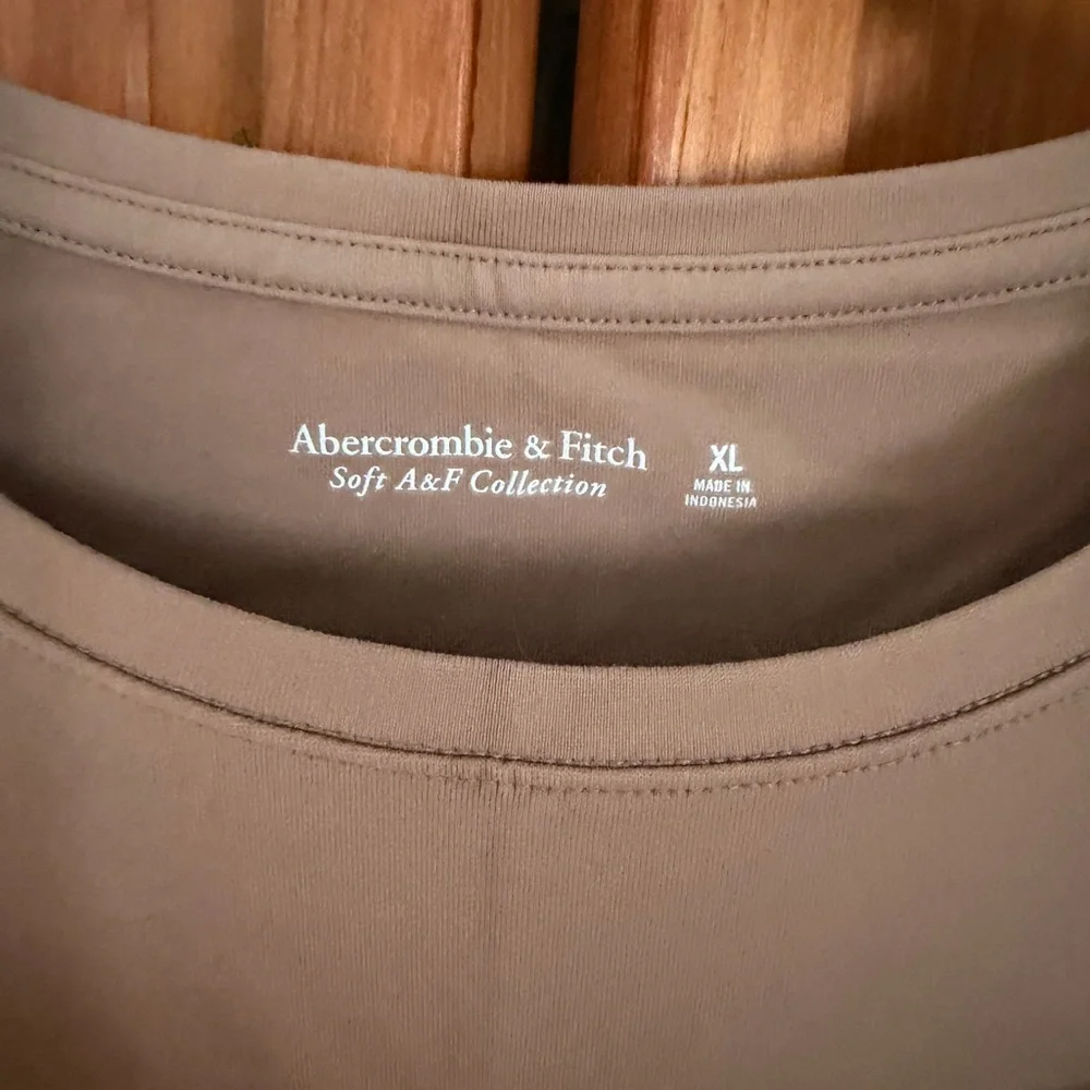 NWT Abercrombie  & Fitch Beige  Bodysuit - Picture 4 of 4